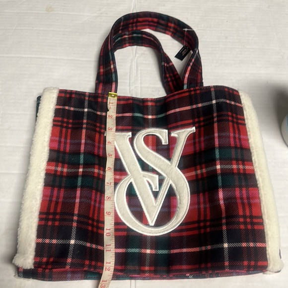 Victoria’s Secret tote - Picture 8 of 12